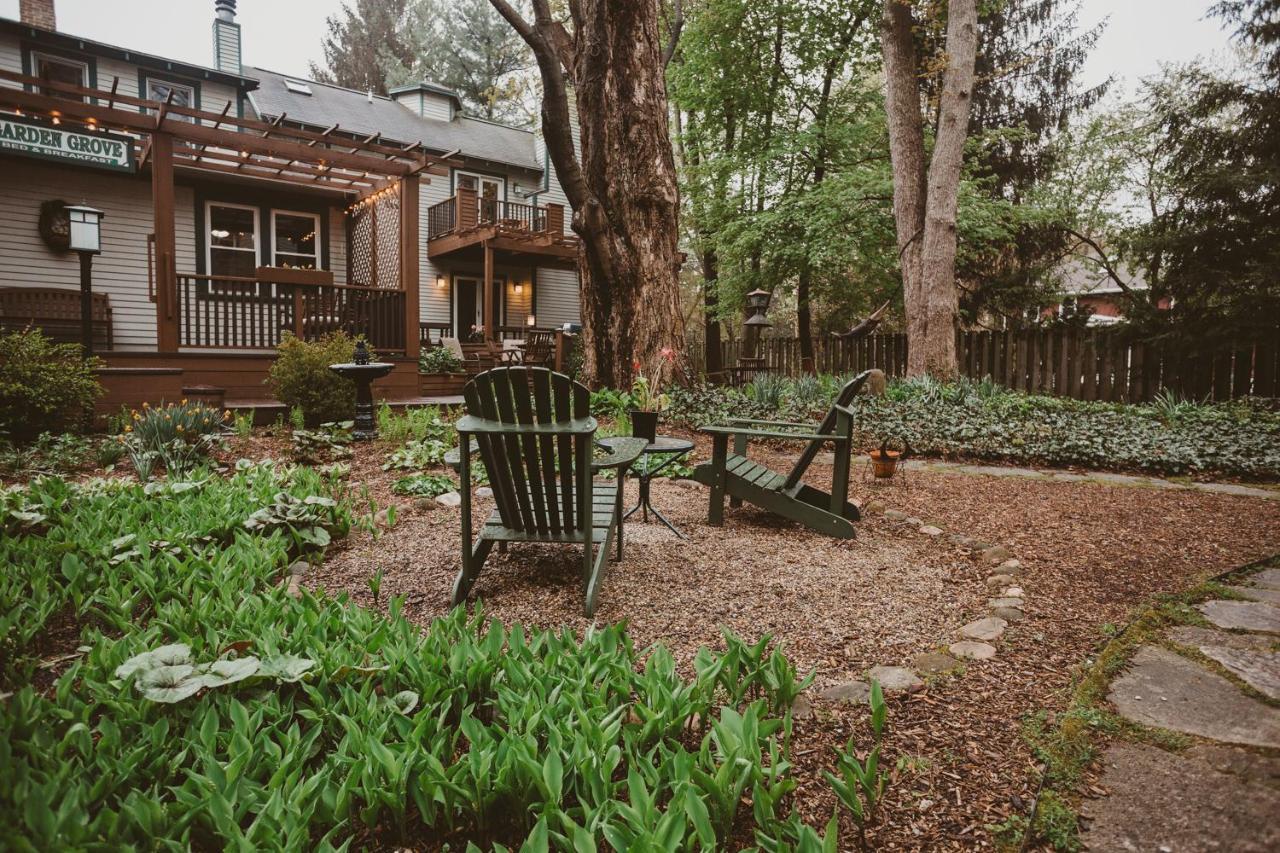 Union Pier Garden Grove Inn Bed And Breakfast المظهر الخارجي الصورة