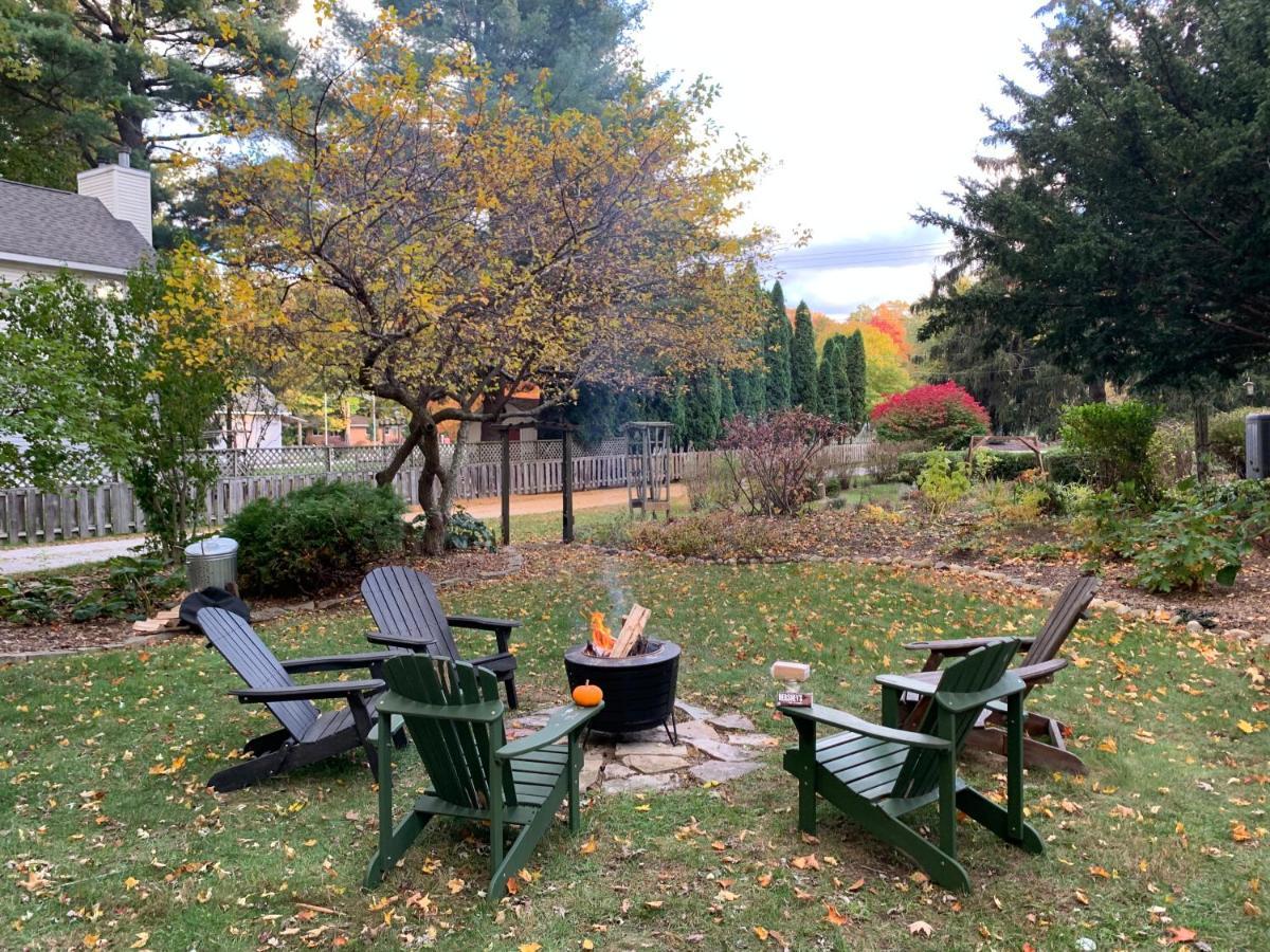 Union Pier Garden Grove Inn Bed And Breakfast المظهر الخارجي الصورة