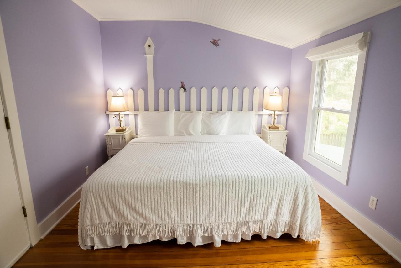 Union Pier Garden Grove Inn Bed And Breakfast المظهر الخارجي الصورة