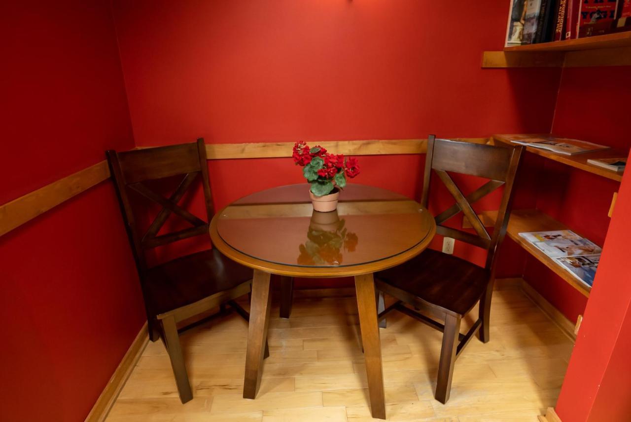 Union Pier Garden Grove Inn Bed And Breakfast المظهر الخارجي الصورة